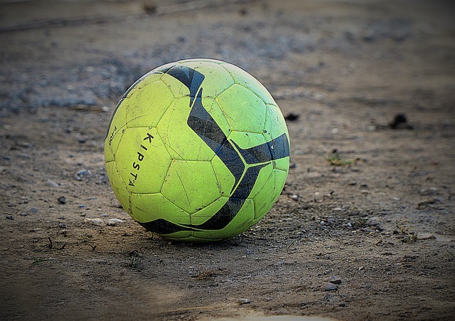 以来遭受两 以来遭受两